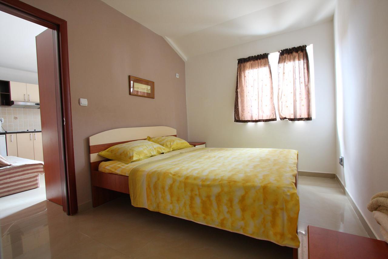Apartmani Irena Petrovac Zewnętrze zdjęcie
