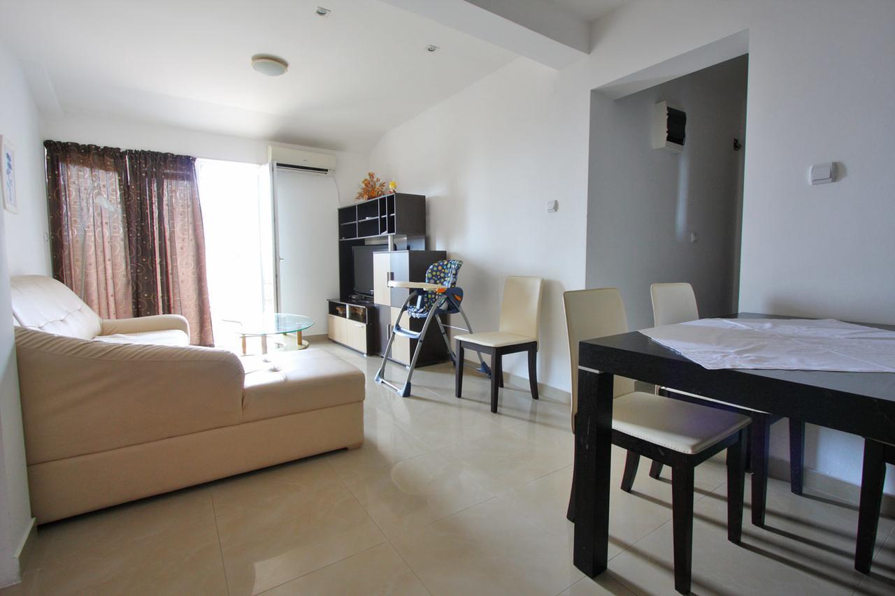 Apartmani Irena Petrovac Zewnętrze zdjęcie